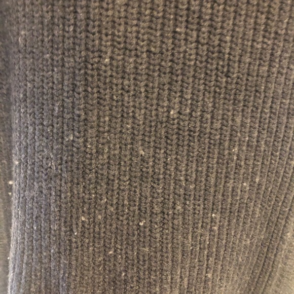 Sleeveless wool turtle neck - Picture 2 of 3